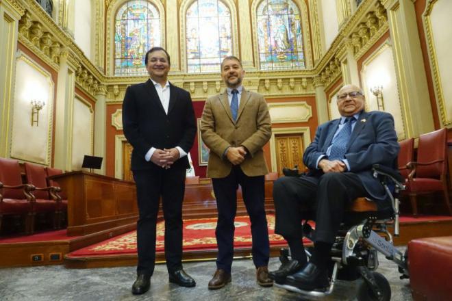 Santa Cruz recibe la visita oficial del embajador de India, Dinesh K. Patnaik