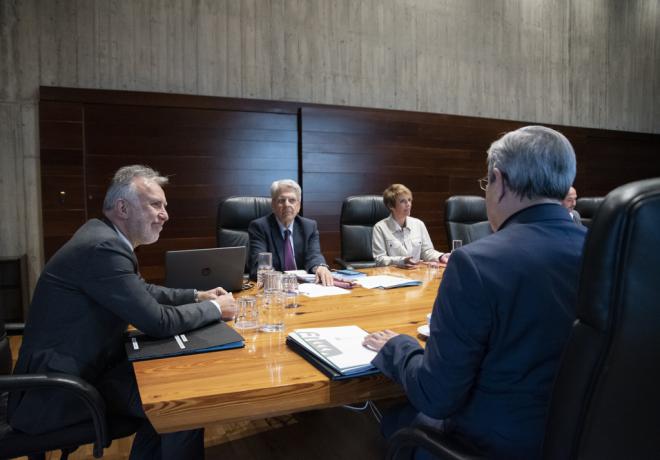 Autorizado el gasto de 3,7 millones de euros para la póliza del seguro colectivo de vida de los empleados públicos