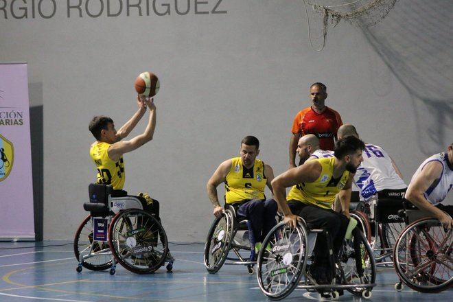 El ADEIN Tenerife defiende la tercera plaza con una nueva victoria