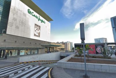 Autorizan al Corte Inglés a gestionar el aparcamiento durante un año más