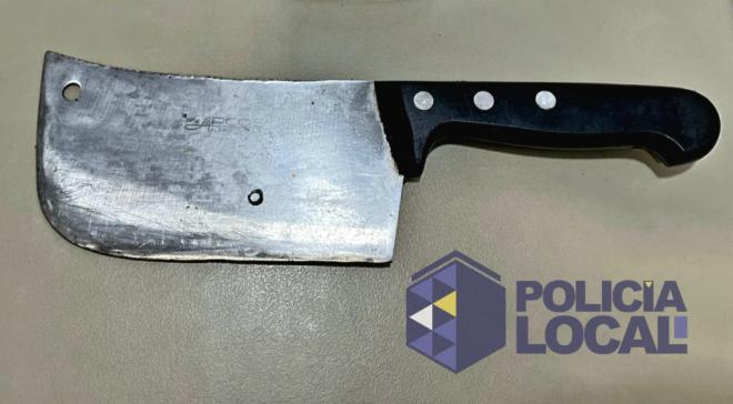 Detenido tras pegar e intentar agredir a su pareja con un machete