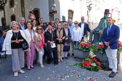 Santa Cruz homenajea a Ángel Guimerá con motivo del 179 aniversario de su nacimiento
