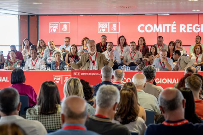 PSOE Canarias aprueba gestión de Ángel Víctor Torres
