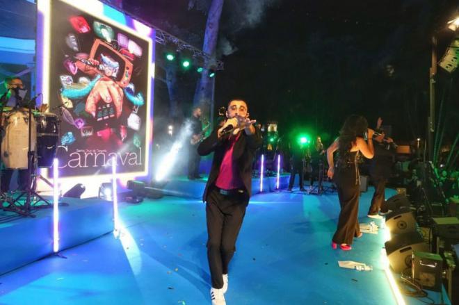 Santa Cruz prepara para el viernes el primer baile del Carnaval 2025 en la plaza España