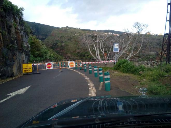 El Cabildo de La Palma cierra las carreteras de Los Tilos, Las Mimbreras y Los Brecitos