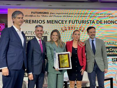 Santa Cruz recibe el Premio Mencey Futurista de Honor por su Carnaval