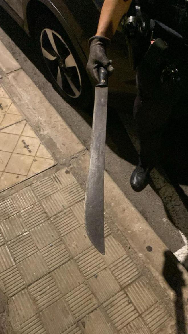 Detenido en Santa Cruz tras agredir y amenazar con un machete a su madre
