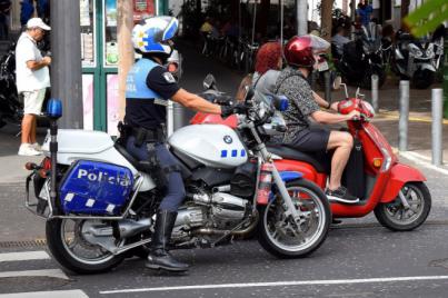 Detenido un joven de 16 años tras una persecución en coche por Santa Cruz