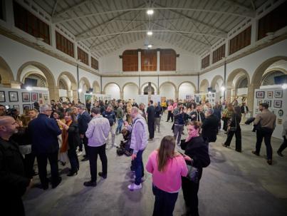 Merkarte Navidad logra vender 392 obras de artistas jóvenes