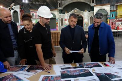 Santa Cruz presenta un escenario de Carnaval lleno de referencias canarias y latinas