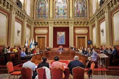 La comparsa Danzarines Canarios dará nombre a una plaza de Santa Cruz