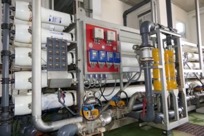 Avanza la instalación de las desaladoras móviles en El Hierro y se reinician las obras de la balsa de Frontera