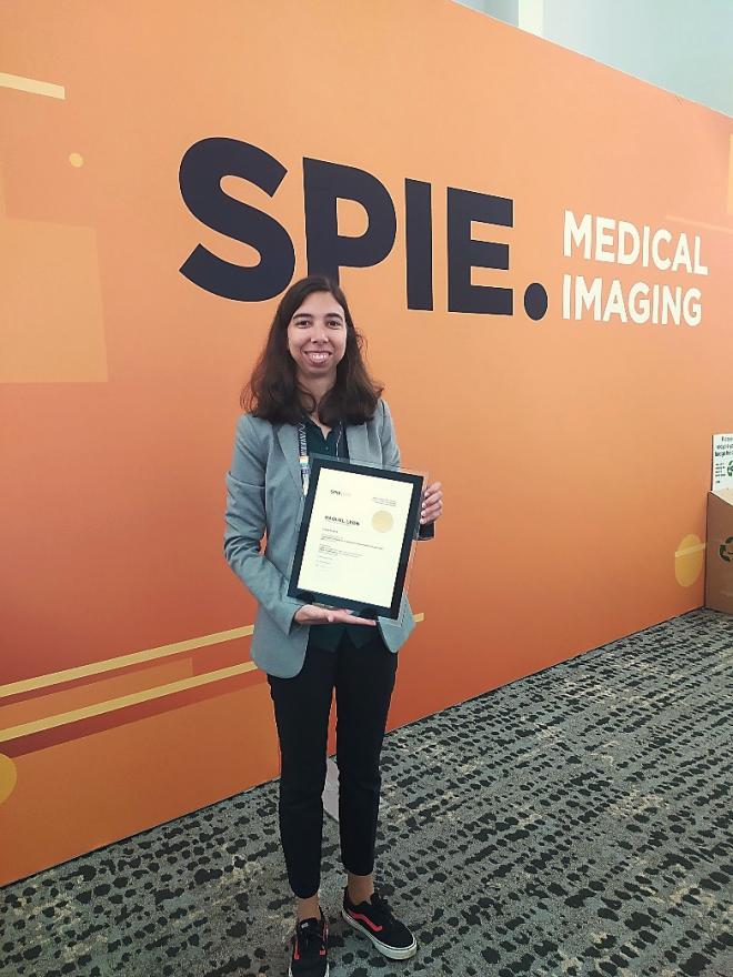 La doctoranda de la ULPGC Raquel León doblemente galardonada en el Congreso SPIE Medical Imaging 2022 en San Diego