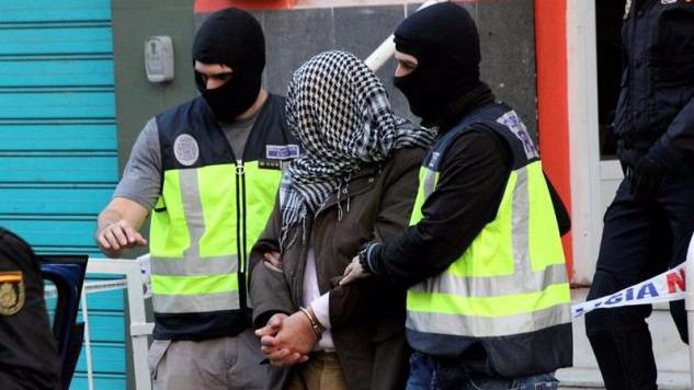 7 detenidos por intentar enviar armas al DAESH