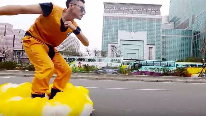Un fan de Dragon Ball construye su propia nube Kinto