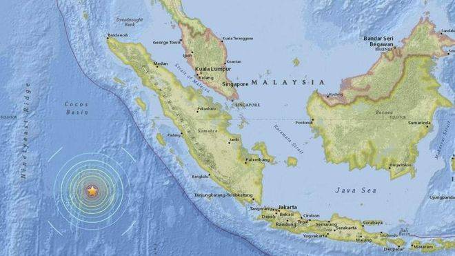 Varios muertos en Indonesia tras un terremoto de 7,9