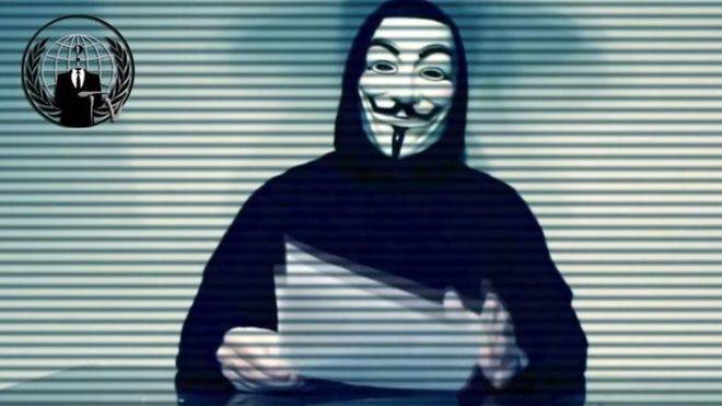 Anonymous quiere hundir a Donald Trump por su 'campaña de odio'