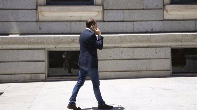 Ferraz propone a las federaciones del PSOE aplazar el congreso