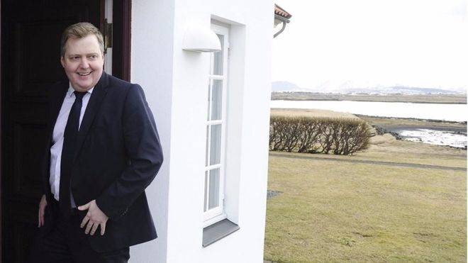 Dimite el primer ministro de Islandia por los 'Papeles de Panamá'