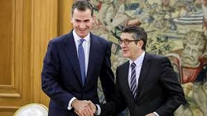 El Rey junto a Patxi López