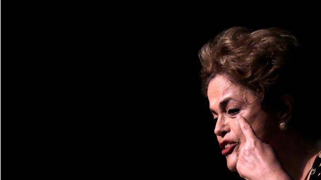 El Senado aparta del cargo a la presidenta Rousseff