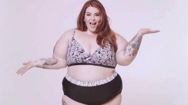 Facebook censura la foto de una modelo XL en bikini