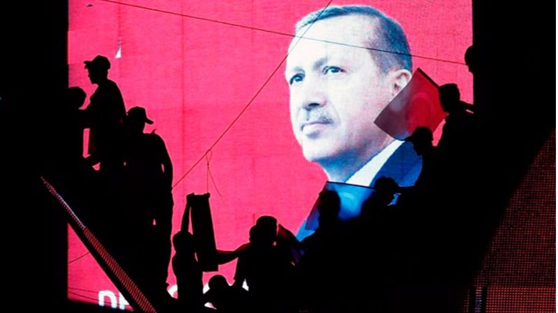 Entra en vigor el estado de emergencia en Turquía