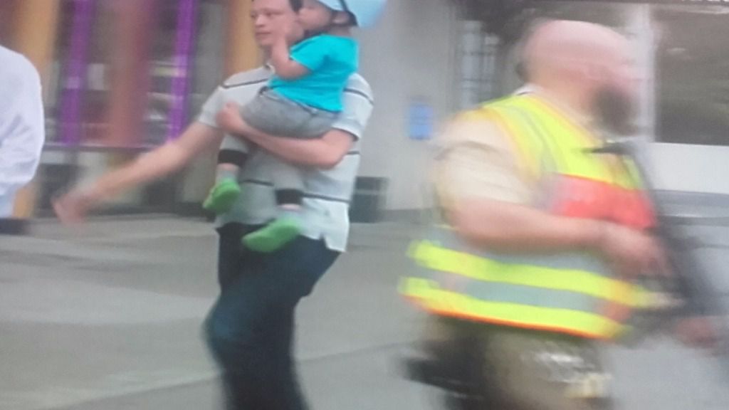 Al menos 9 muertos y 16 heridos en el tiroteo de Munich