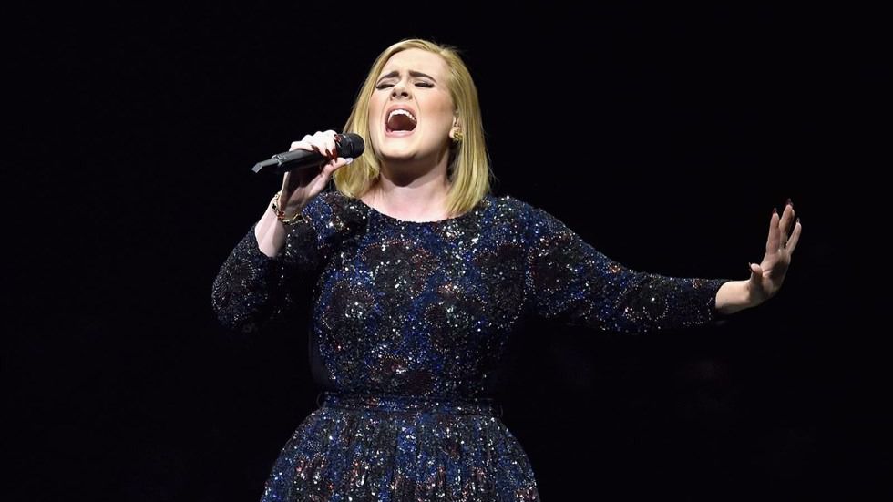 Adele rechaza participar en la Super Bowl 2017