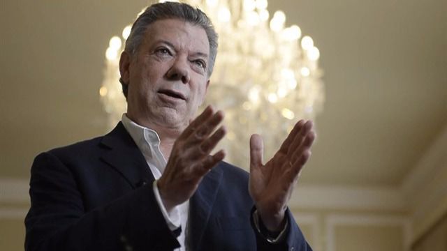 Santos extiende hasta fin de año el alto el fuego pactado con las FARC