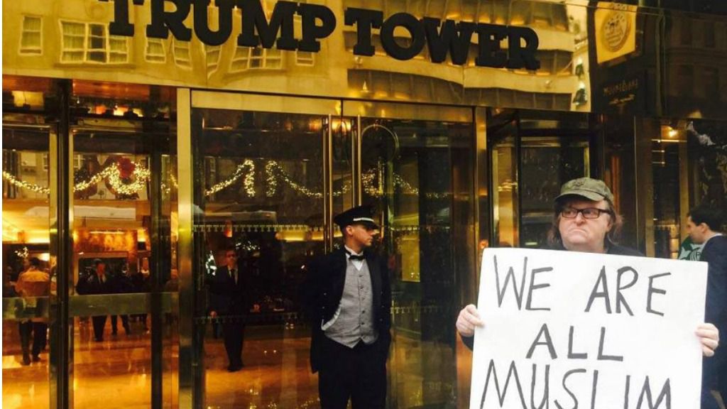 Michael Moore estrena por sorpresa una película contra Donald Trump