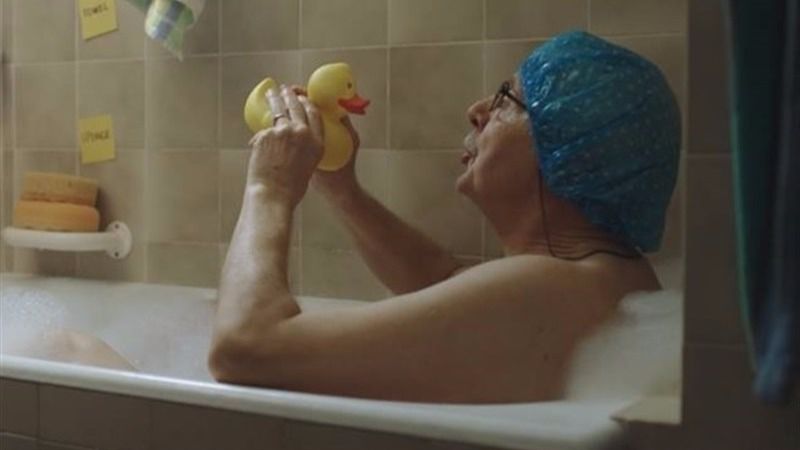 El conmovedor anuncio de un anciano polaco se convierte en viral