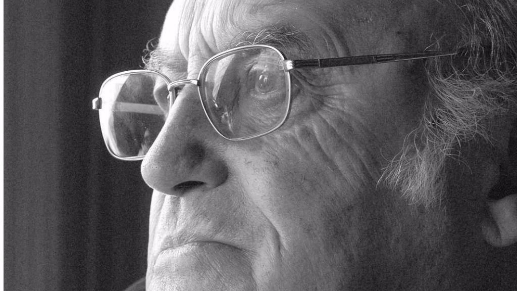 Fue el director artístico de casi todas las películas de Garci