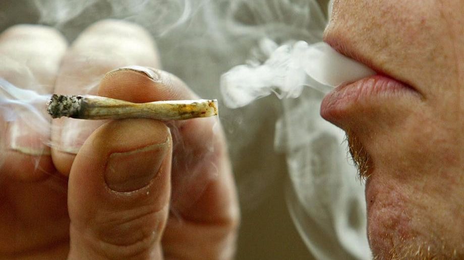 El cannabis puede aliviar el dolor sin resultar adictivo
