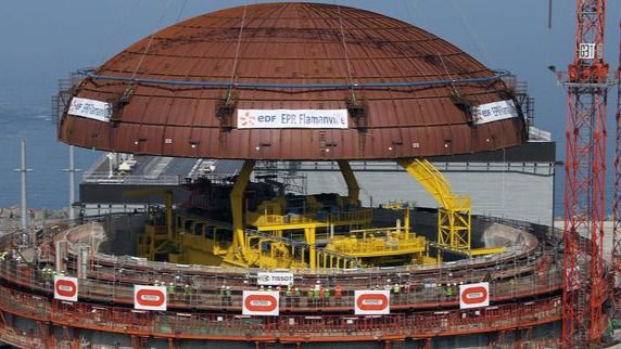 Imagen de archivo de la central de Flamanville, en Francia,