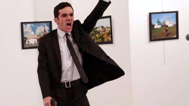 El asesinato del embajador ruso, World Press Photo 2017