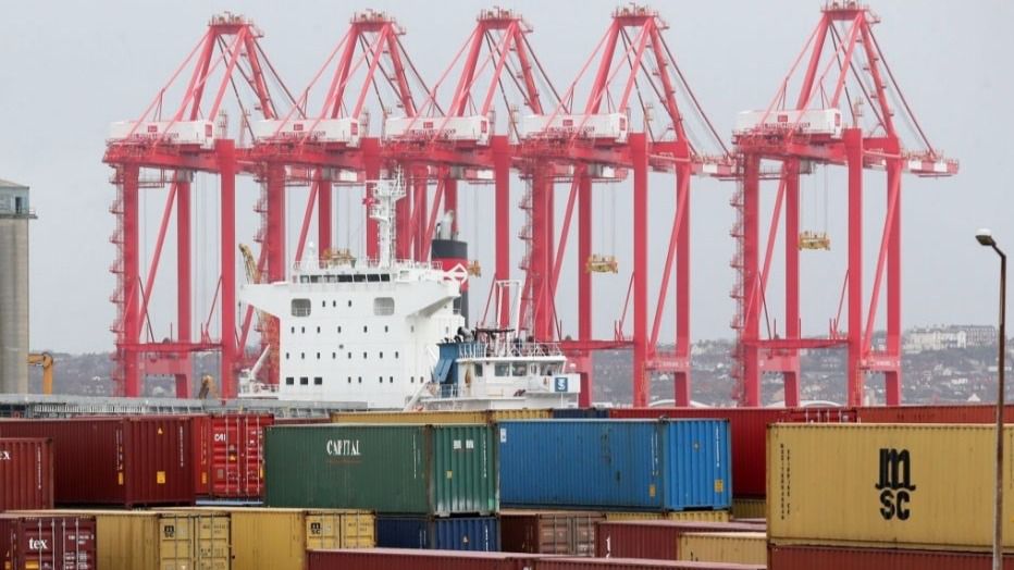 Los estibadores retoman el martes la negociación