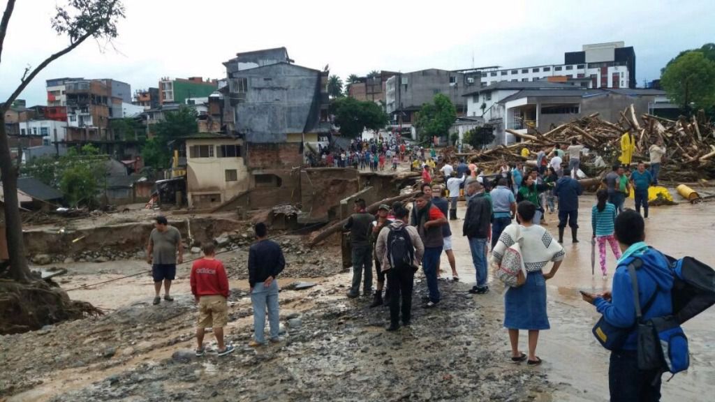 Colombia eleva a 254 los muertos por la avalancha de agua