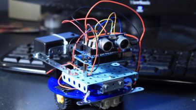 Cabildo y Proyecto Antares organizan un curso sobre robótica
