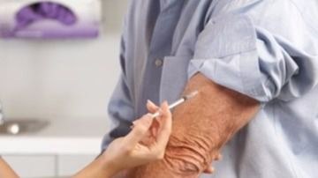 Los médicos llevarán a la Fiscalía 90 webs de pseudoterapias peligrosas