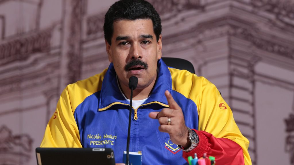Maduro ampliará las milicias a 500.000 civiles armados con fusil