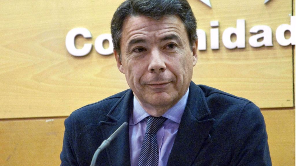 Ignacio González pasa su primera noche en los calabozos