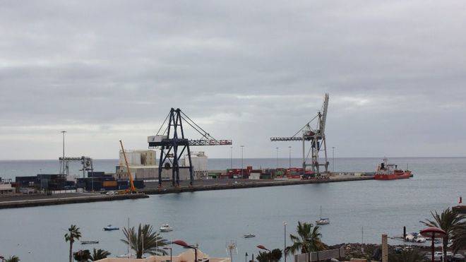 Puerto del Rosario pide ser miembro nato de la Autoridad Portuaria