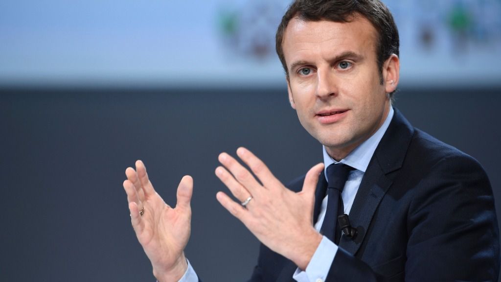 Macron se compromete con Europa tras ser elegido presidente de Francia