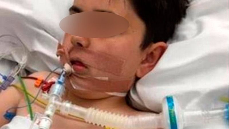 Difunde la foto de su hijo menor hospitalizado por consumo de alcohol