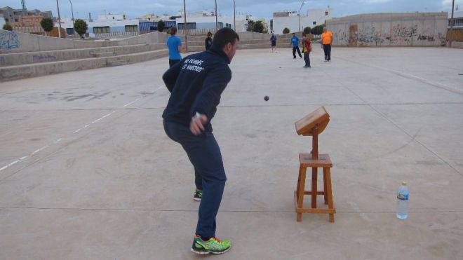 El Parque Gavia los Hormiga acoge el VI Taller de Pelotamano