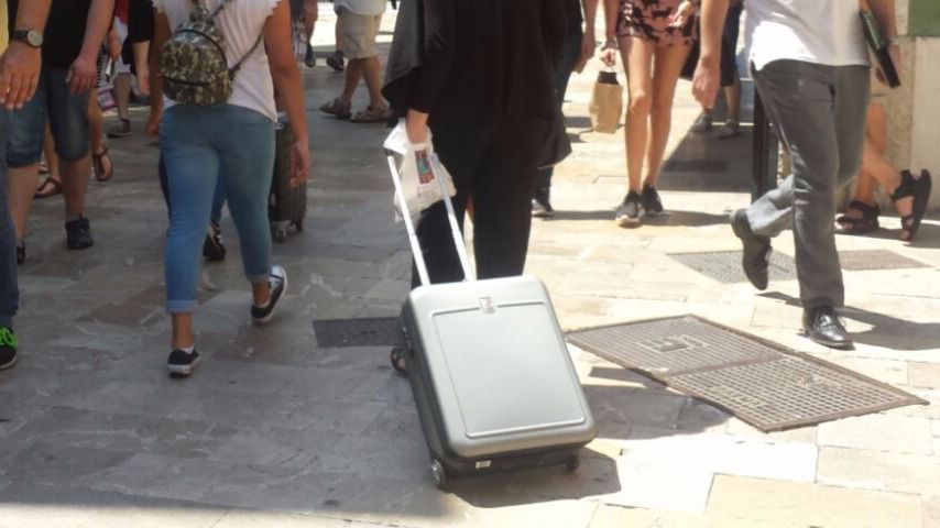 Su inquilino alquila el piso turísticamente y ella tiene que recuperarlo por Airbnb