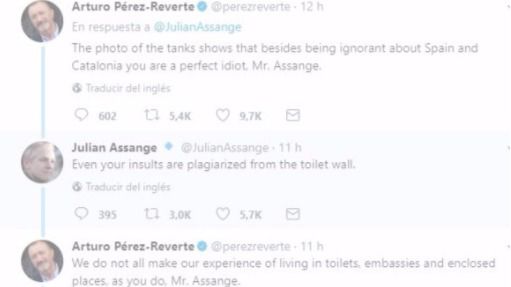 Assange y Pérez Reverte se enzarzan en twitter a cuenta de Cataluña