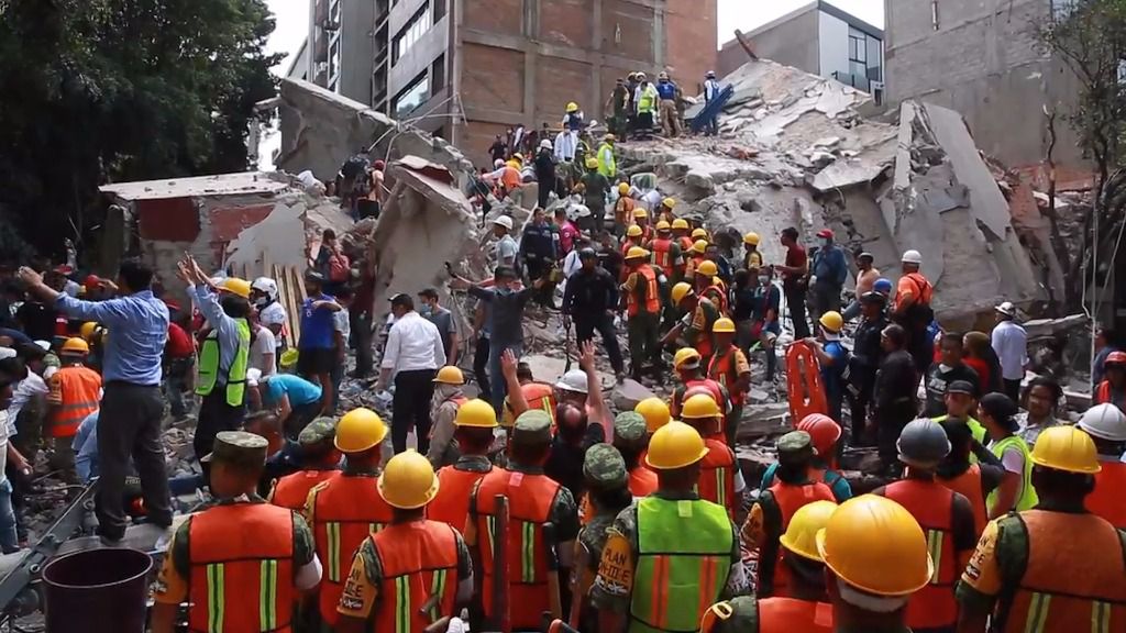 Aumentan a 307 las víctimas del terremoto de México