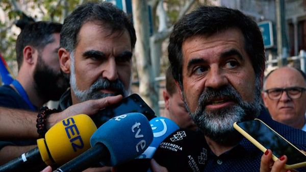 La Guardia Civil pide a la juez bloquear las cuentas de ANC y de Òmnium Cultural